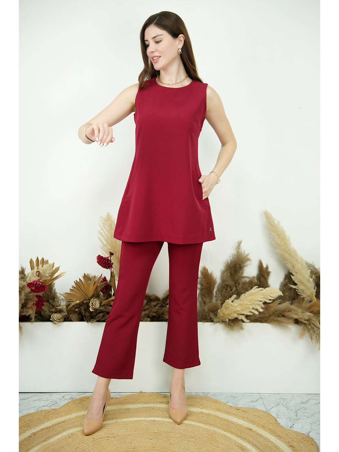 Red-Blended-Fabric-Resplendent-Thigh-Length-Co-Ord-Set