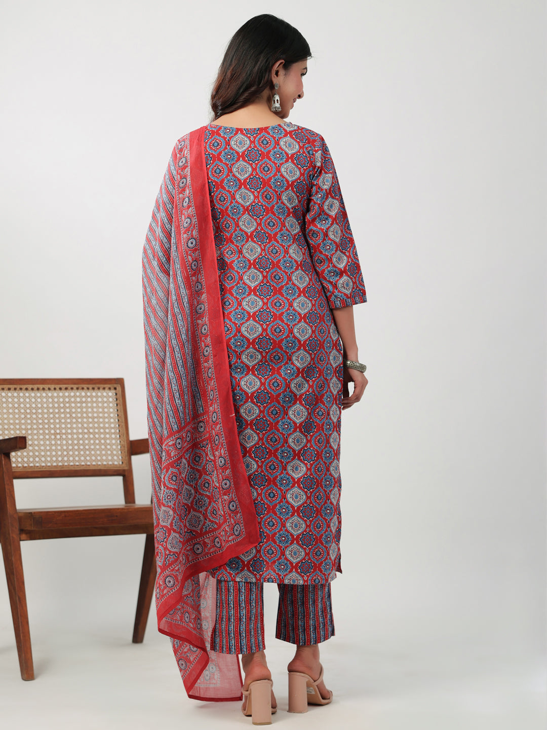 Red-Cambric-Ethnic-Motifs-Print-Straight-3-Piece-Kurta-Set