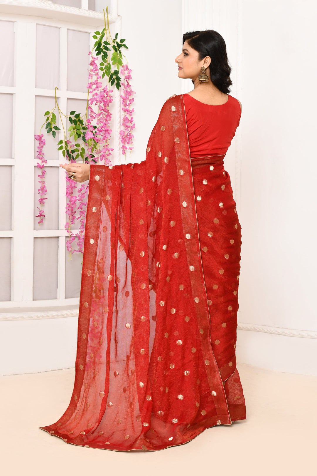 Red-Chiffon-Tissue-Saree-With-Golden-Polka-Dots