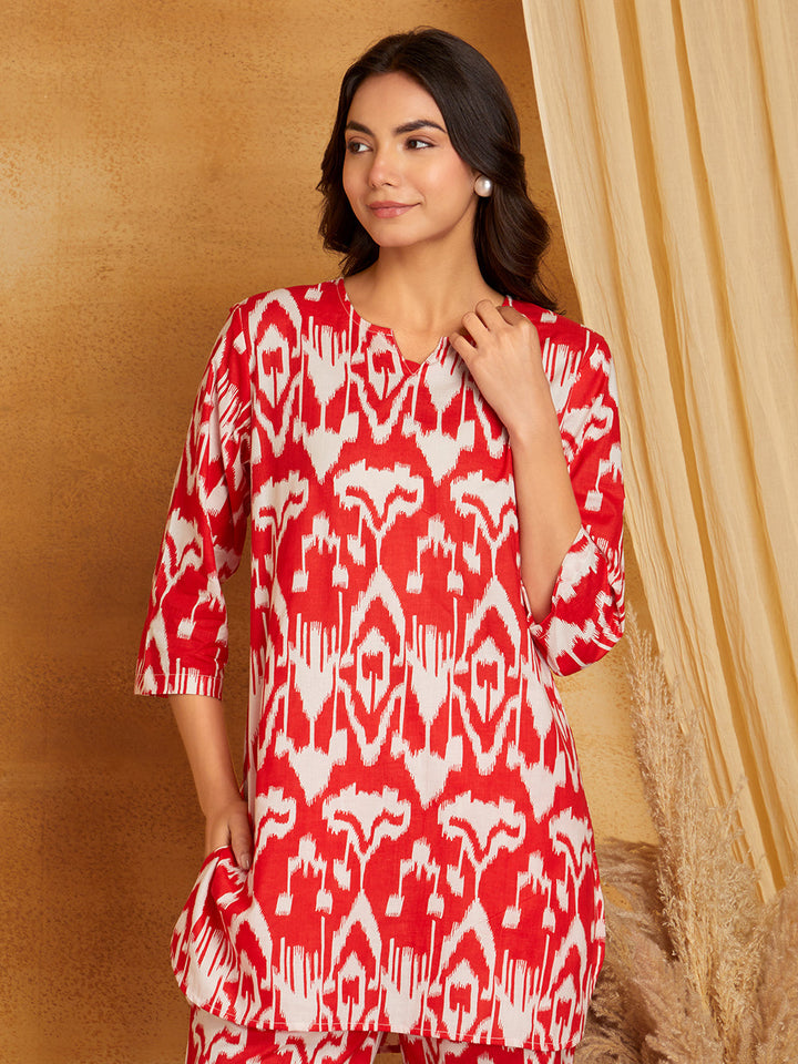 Red Cotton Abstract Ikkat Print Kurti with Pants (Set of 2)