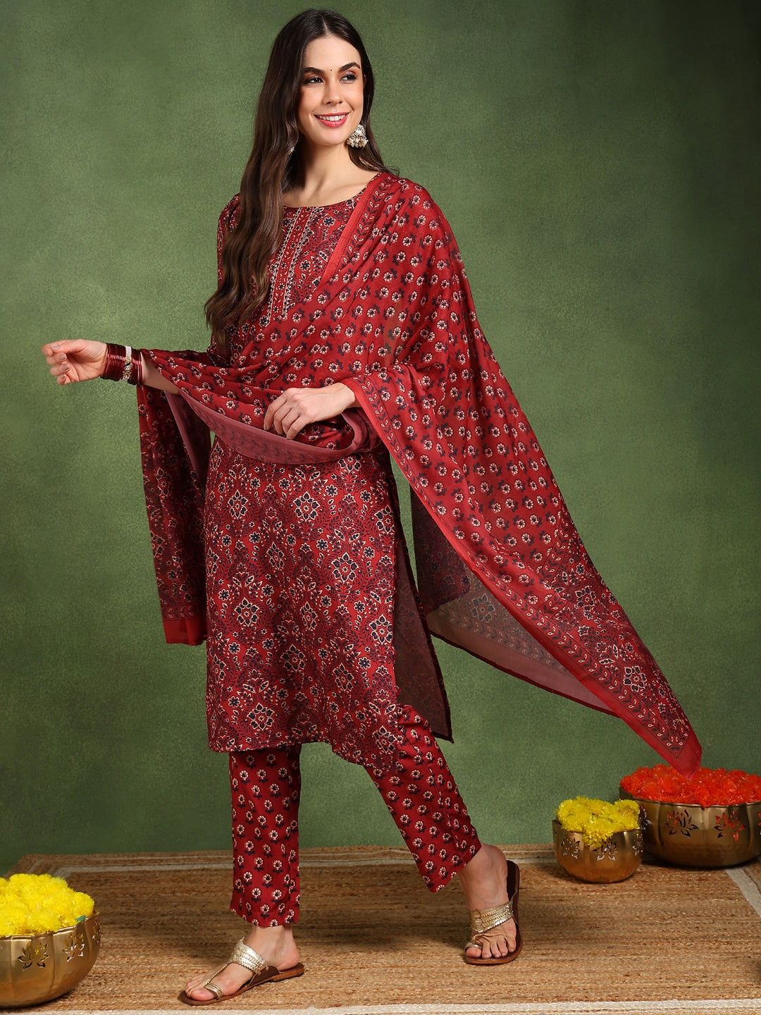 Red-Cotton-Blend-Floral-Printed-Straight-3-Piece-Kurta-Set