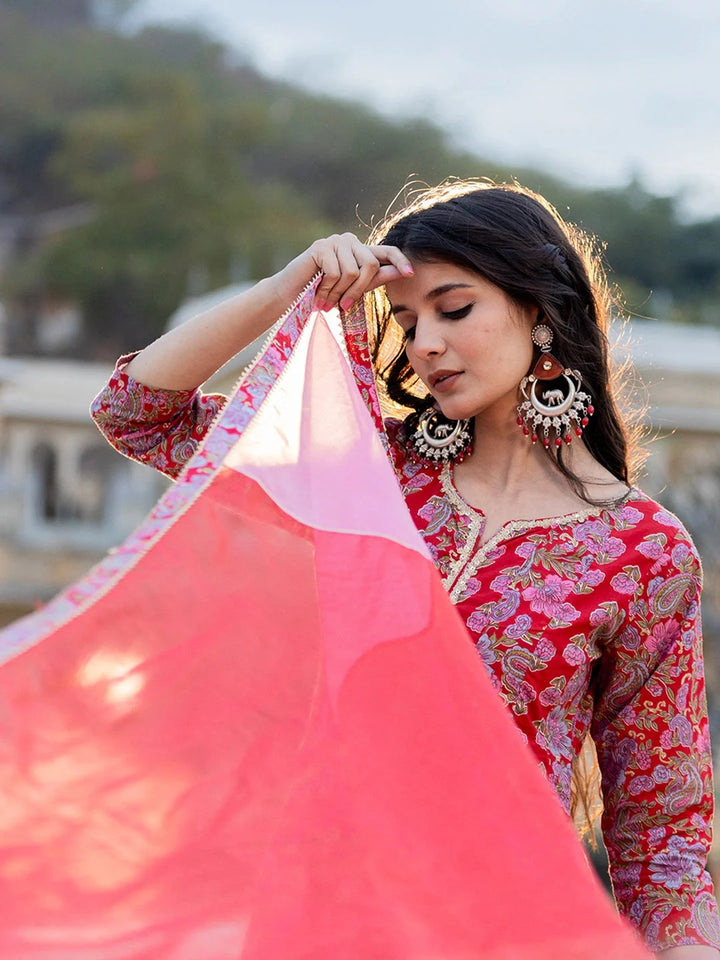 Red-Cotton-Floral-Print-Regular-Sleeves-Anarkali-Set