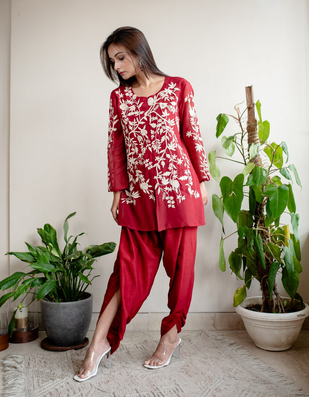 Red-Organza-Organza-Parsi-Embroidery-2-Piece-Kurta-Set