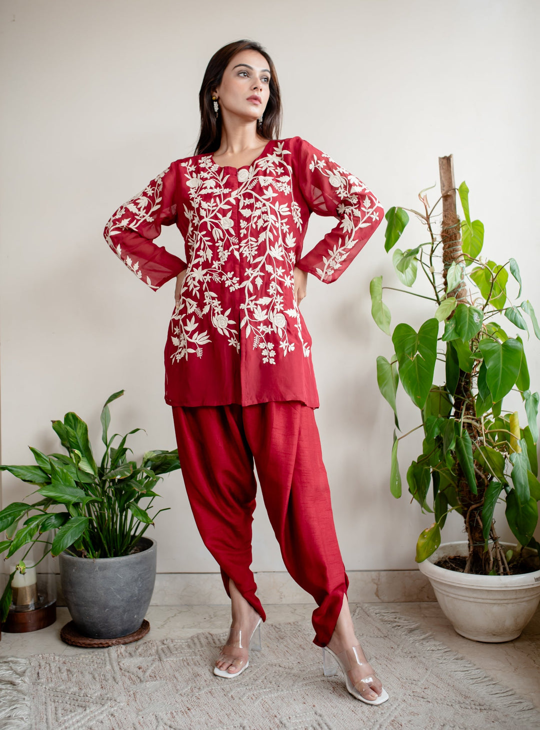 Red-Organza-Organza-Parsi-Embroidery-2-Piece-Kurta-Set