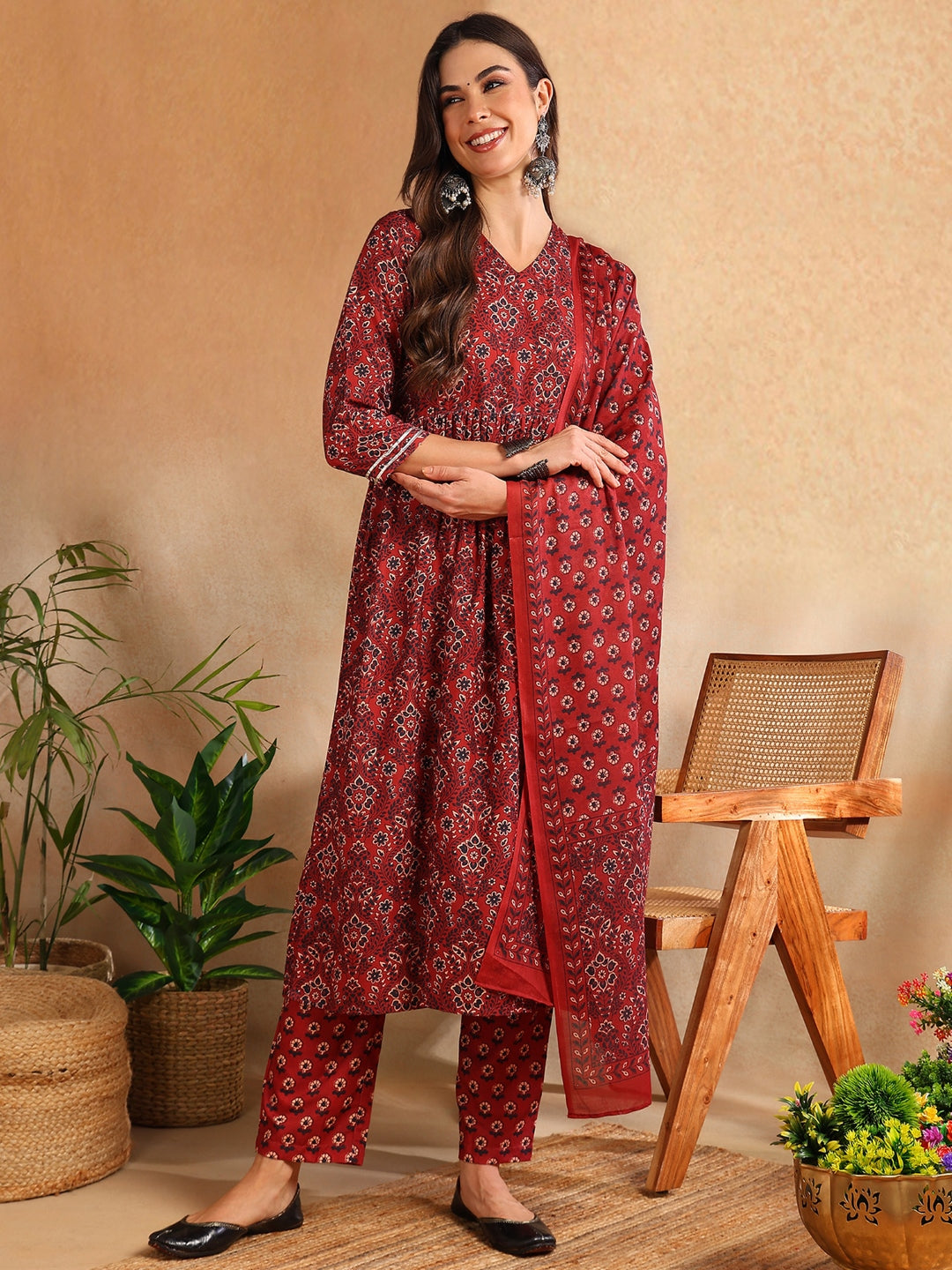 Red-Rayon-Blend-Floral-Printed-A-Line-3-Piece-Kurta-Set