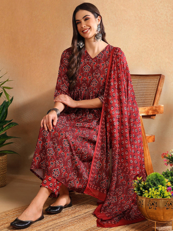 Red-Rayon-Blend-Floral-Printed-A-Line-3-Piece-Kurta-Set