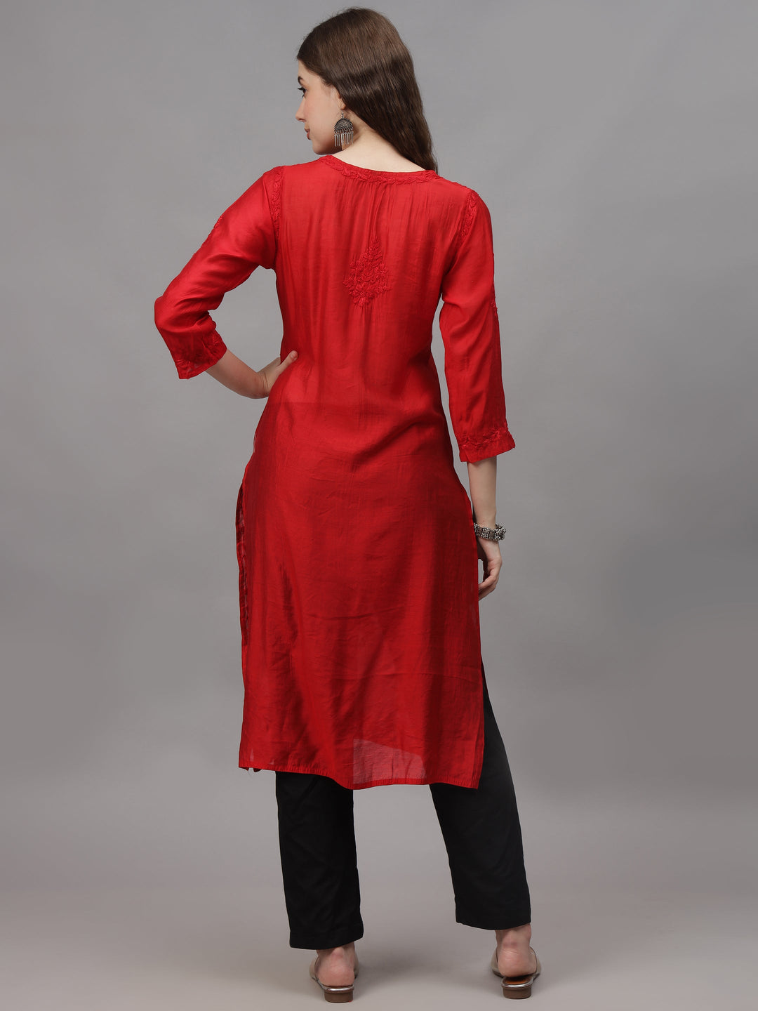 Red-&-White-Chanderi-Embroidered-Chikankari-Kurta