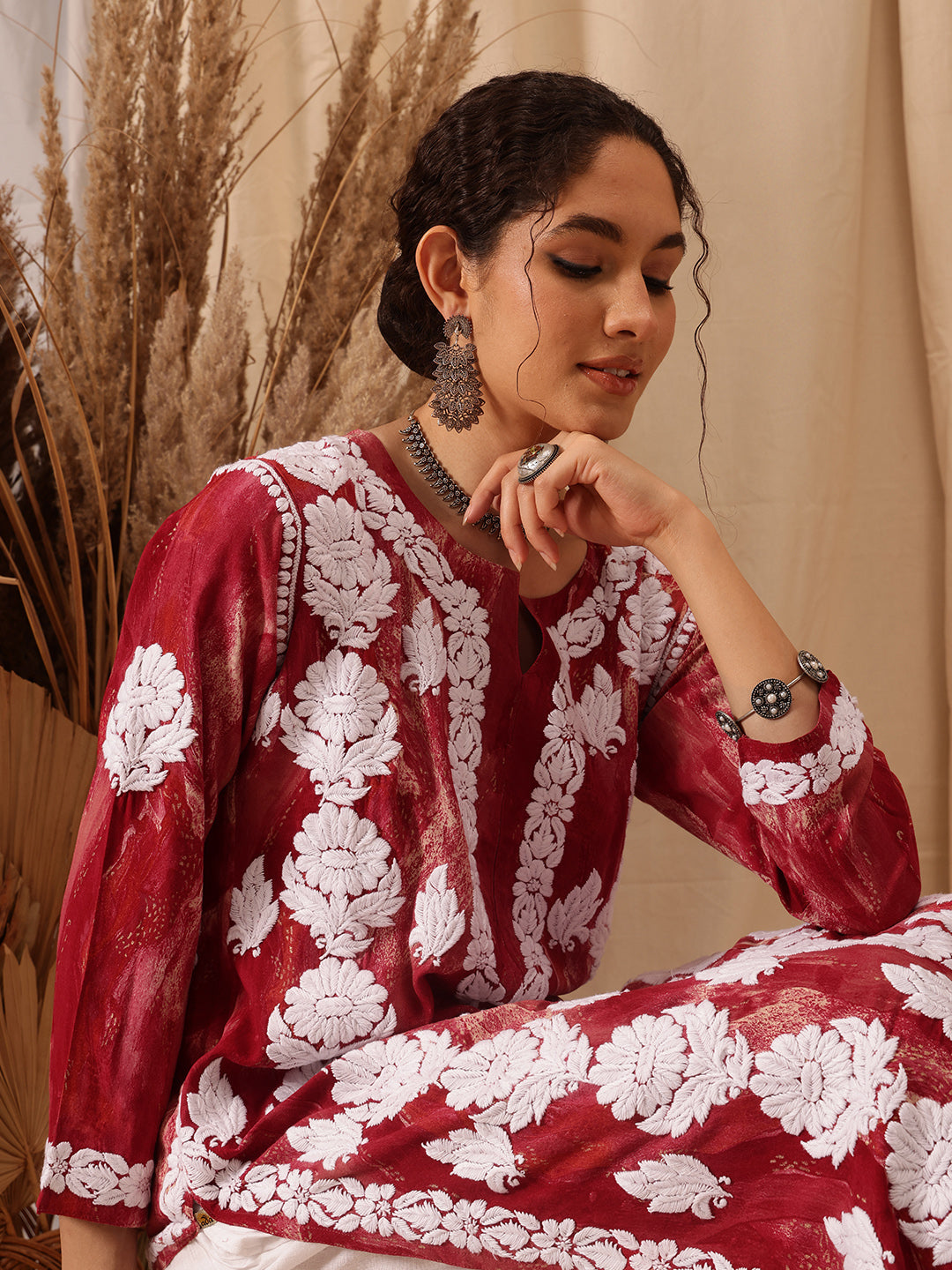 Red-&-White-Modal-Embroidered-Chikankari-Kurta