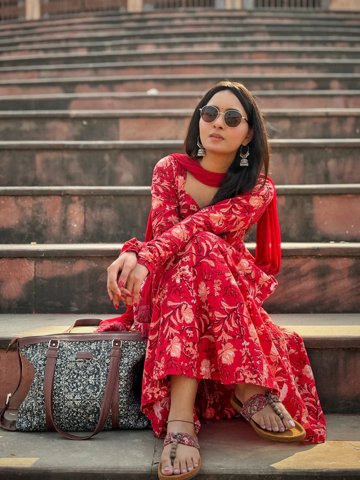 Red-Cotton-Laali-Kali-3-Piece-Kurta-Set