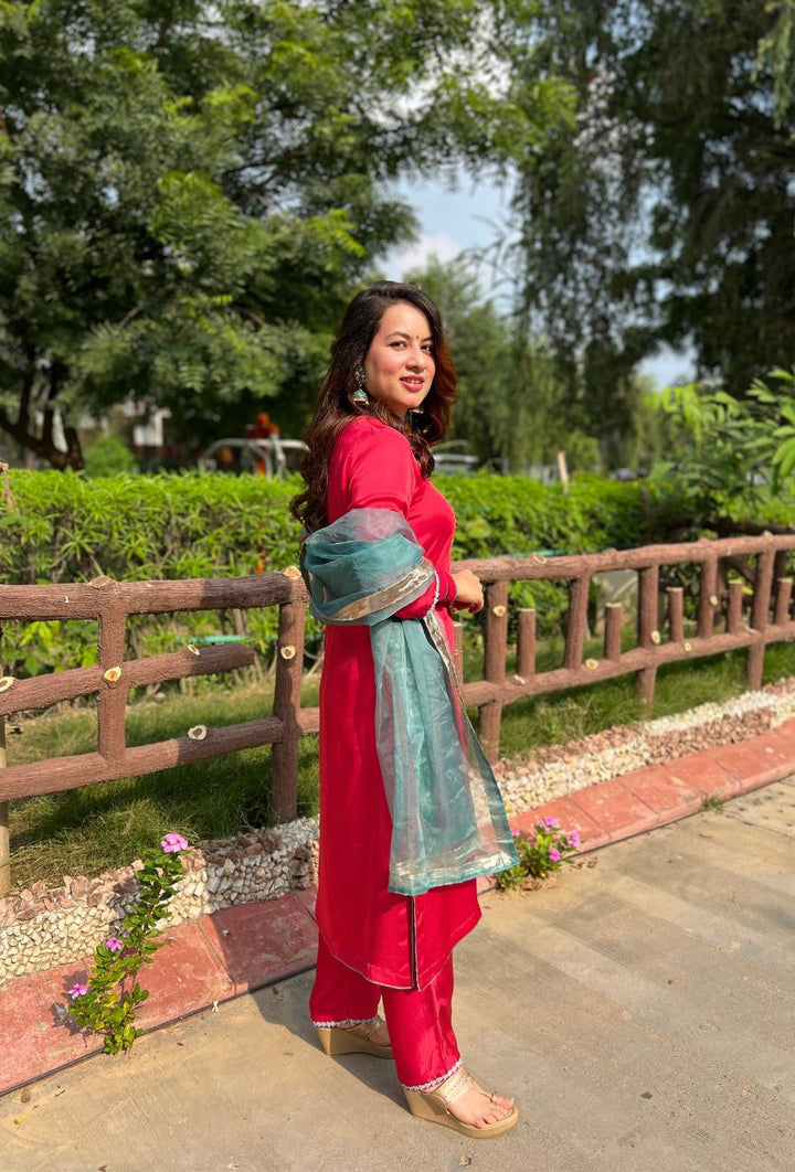 Red-Modal-Satin-3-Piece-Kurta-Set