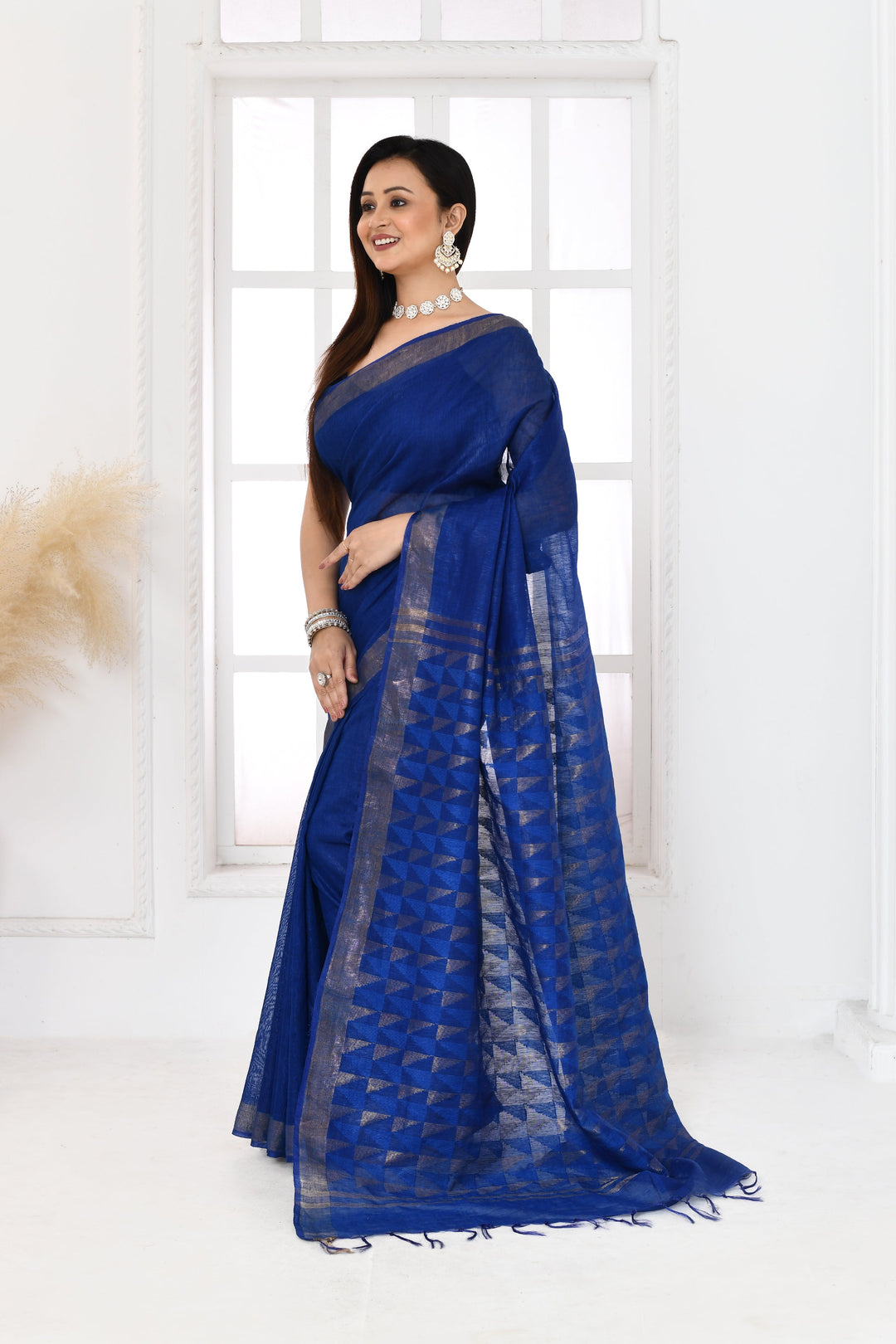 Royal-Blue-Tussar-Linen-Handloom-Saree-With-Woven-Zari-Pallu