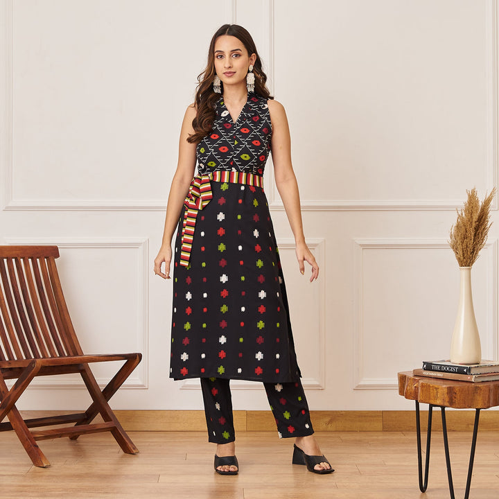 Black Rayon Ikat Inspired Kurta Pant Set with Belt