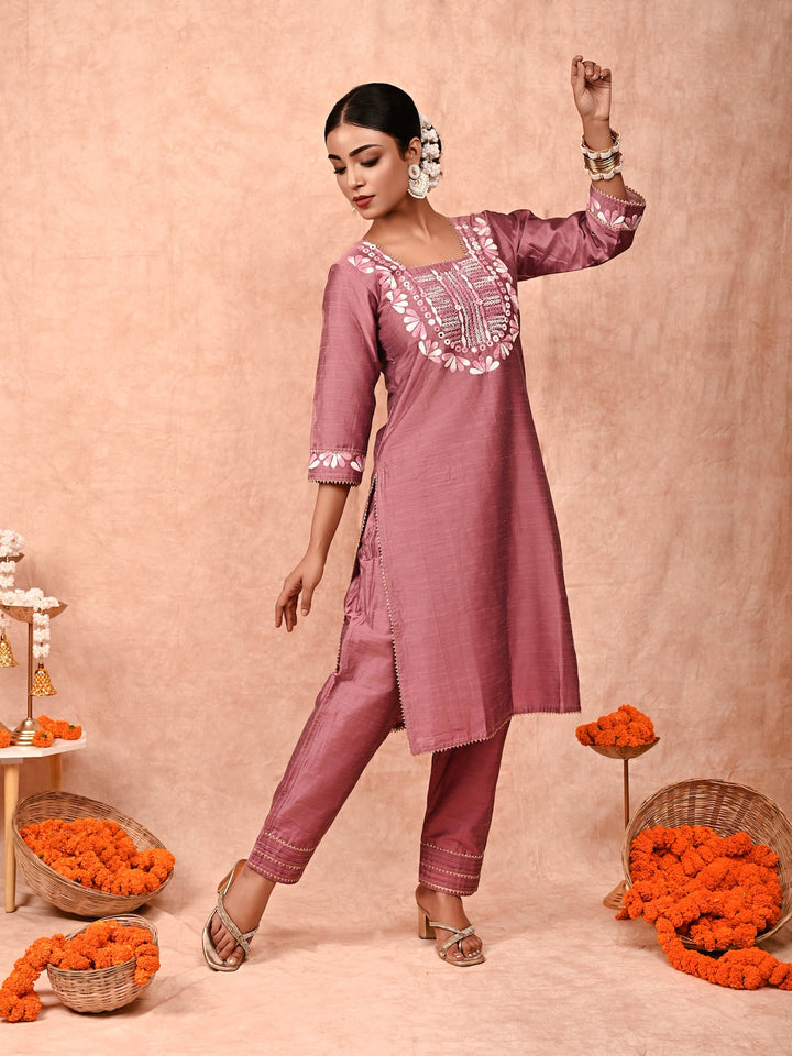 ZERESOUQ-Rustic-Rose-Soha-Cotton-Silk-Kurta-Set-(Set-Of-2)