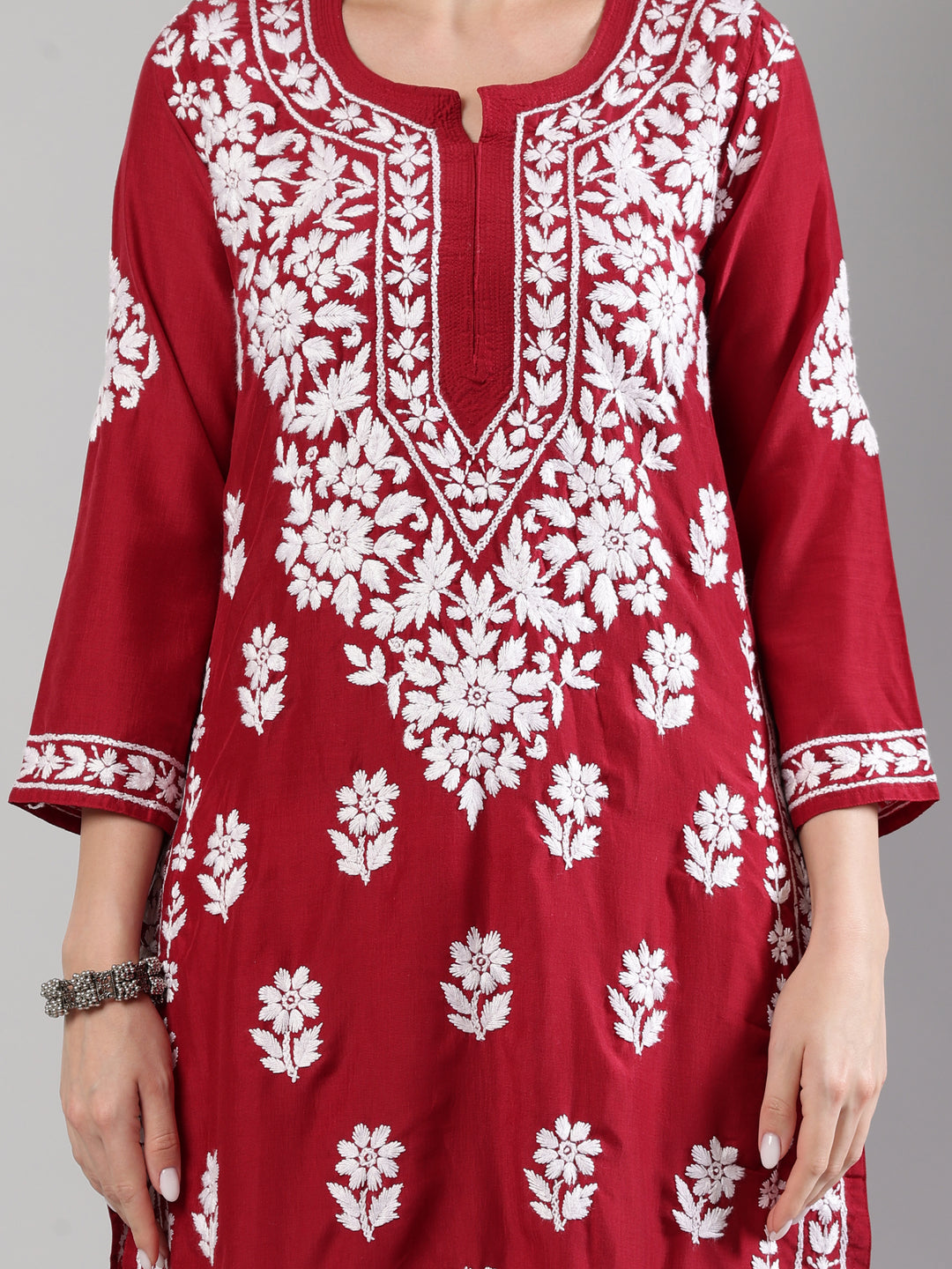 Maroon-Muslin-Hand-Embroidered-Kurta