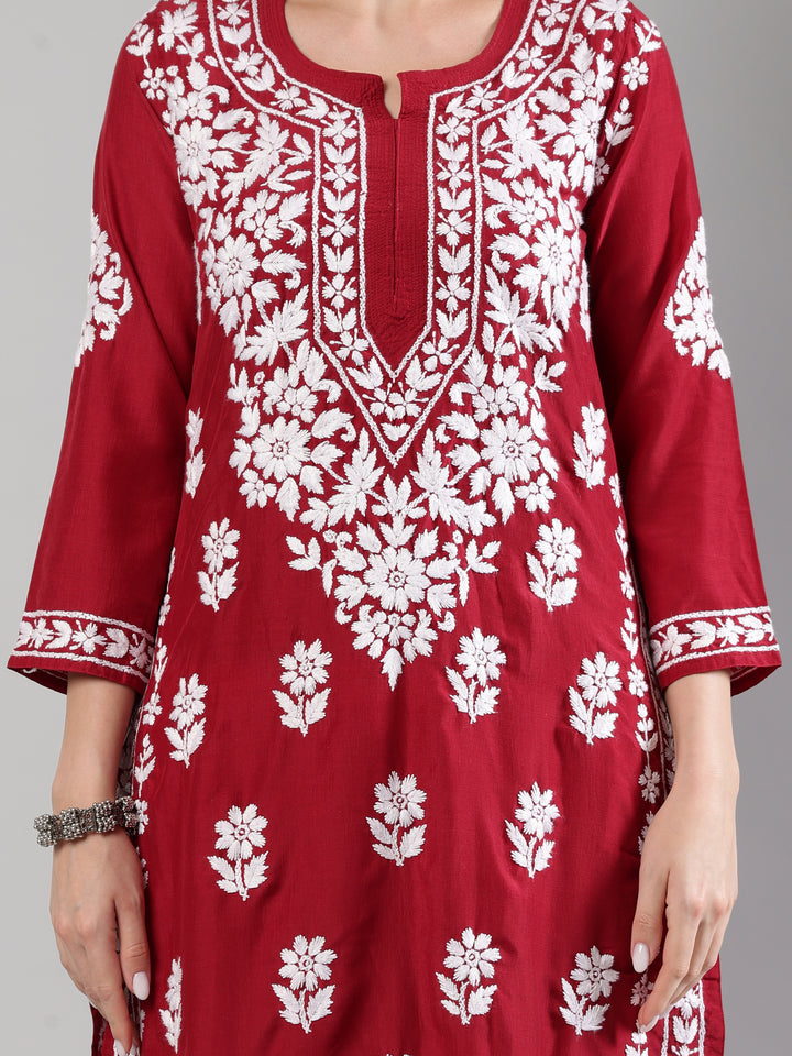 Maroon-Muslin-Hand-Embroidered-Kurta