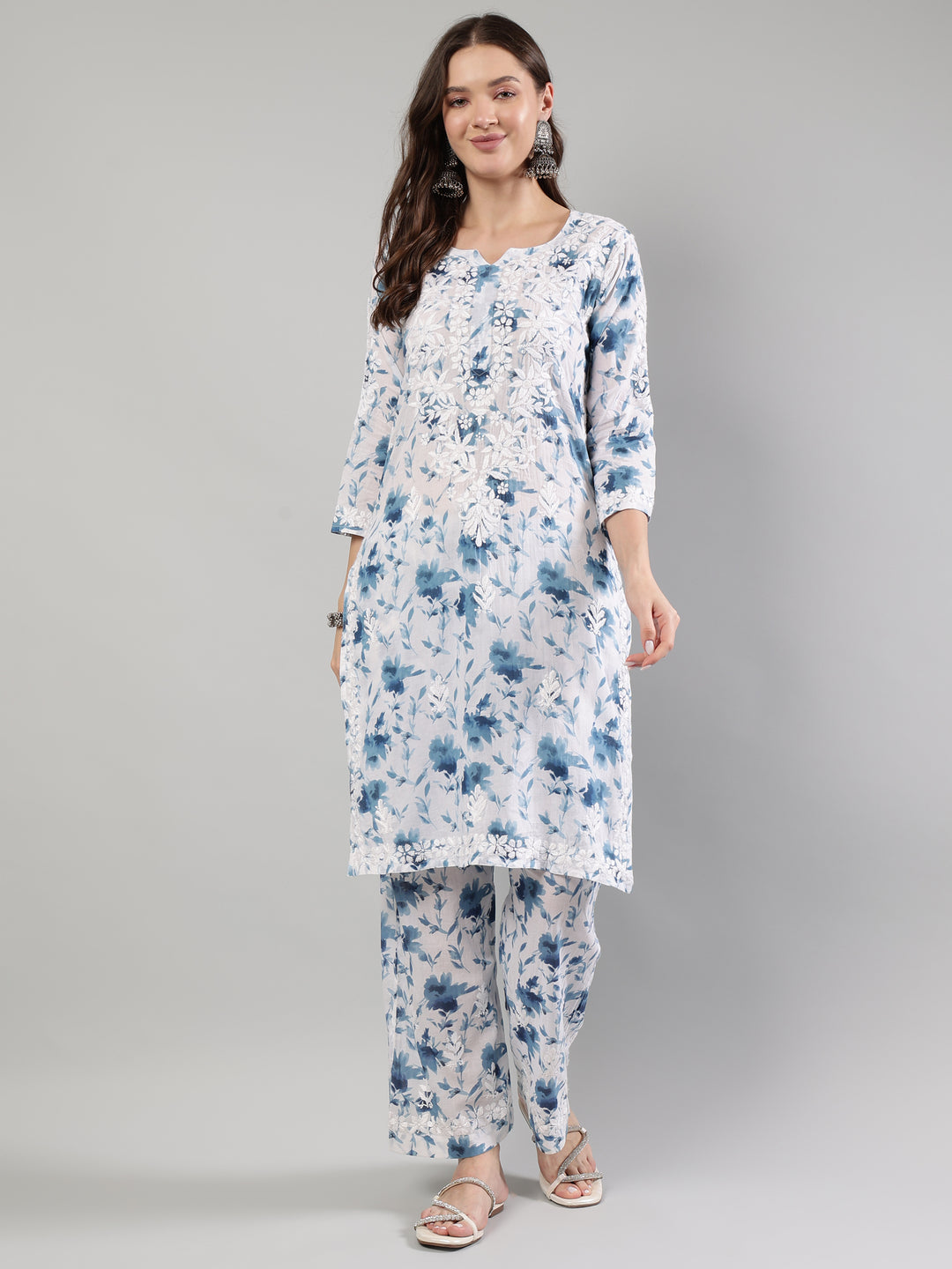 White-Cotton-Embroidered-Lucknowi-Chikankari-Kurta-Set