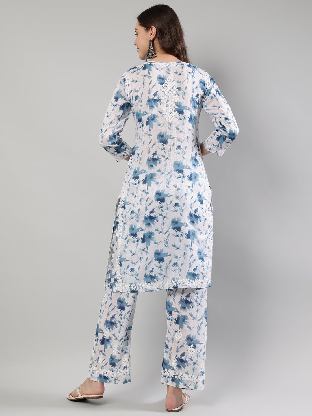 White-Cotton-Embroidered-Lucknowi-Chikankari-Kurta-Set