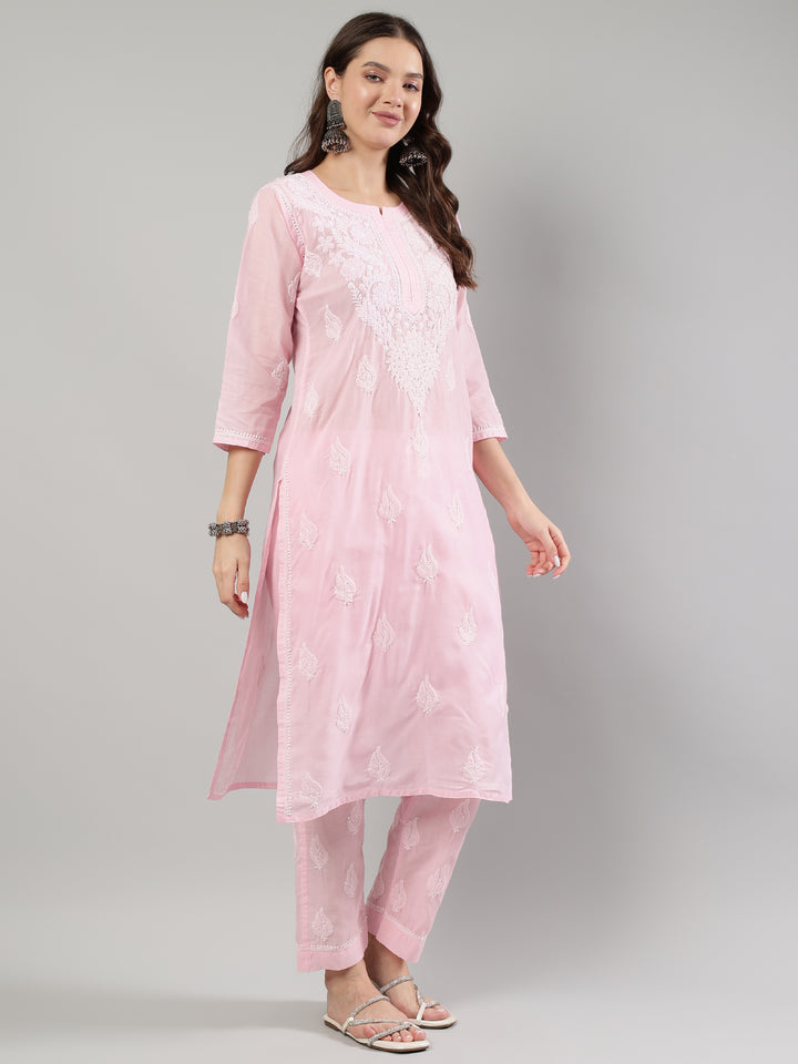 Pink-Cotton-Embroidered-Lucknowi-Chikankari-Kurta-Set