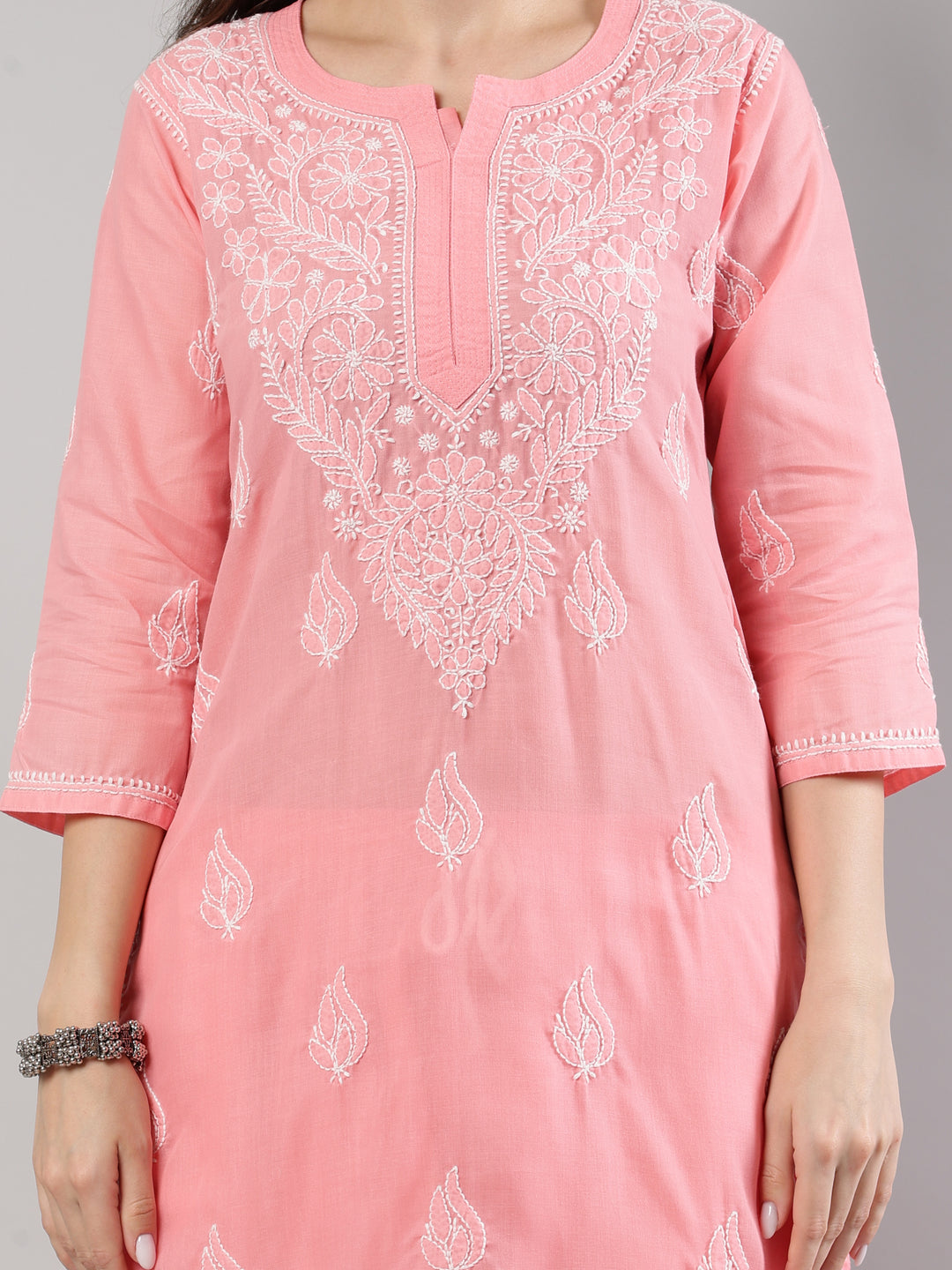 Peach-Cotton-Embroidered-Lucknowi-Chikankari-Kurta-Set