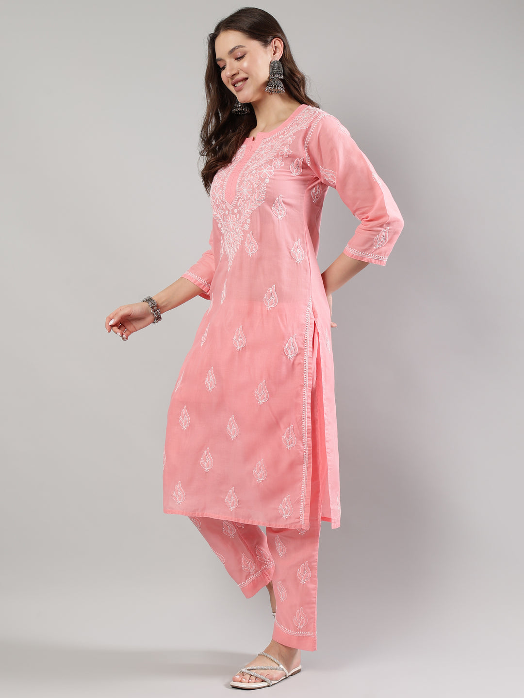 Peach-Cotton-Embroidered-Lucknowi-Chikankari-Kurta-Set