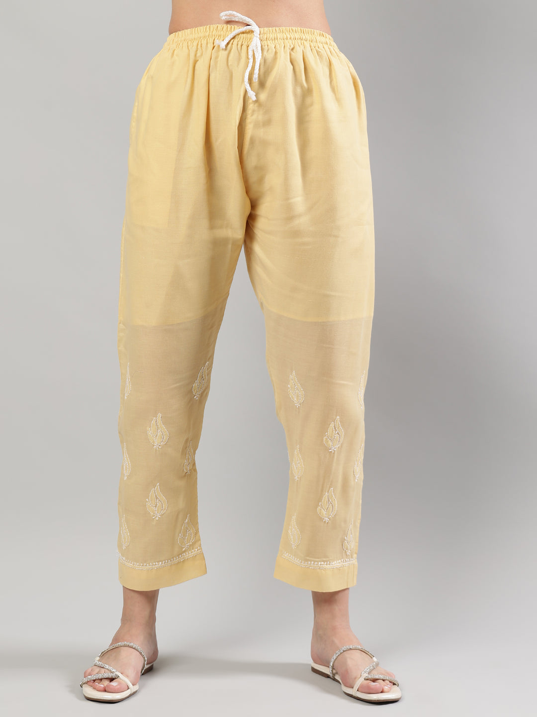 Beige-Cotton-Embroidered-Lucknowi-Chikankari-Kurta-Set