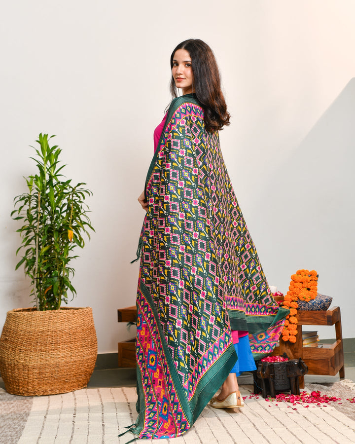 Pink-Blue-Color-Block-3-Piece-Kurta-Set