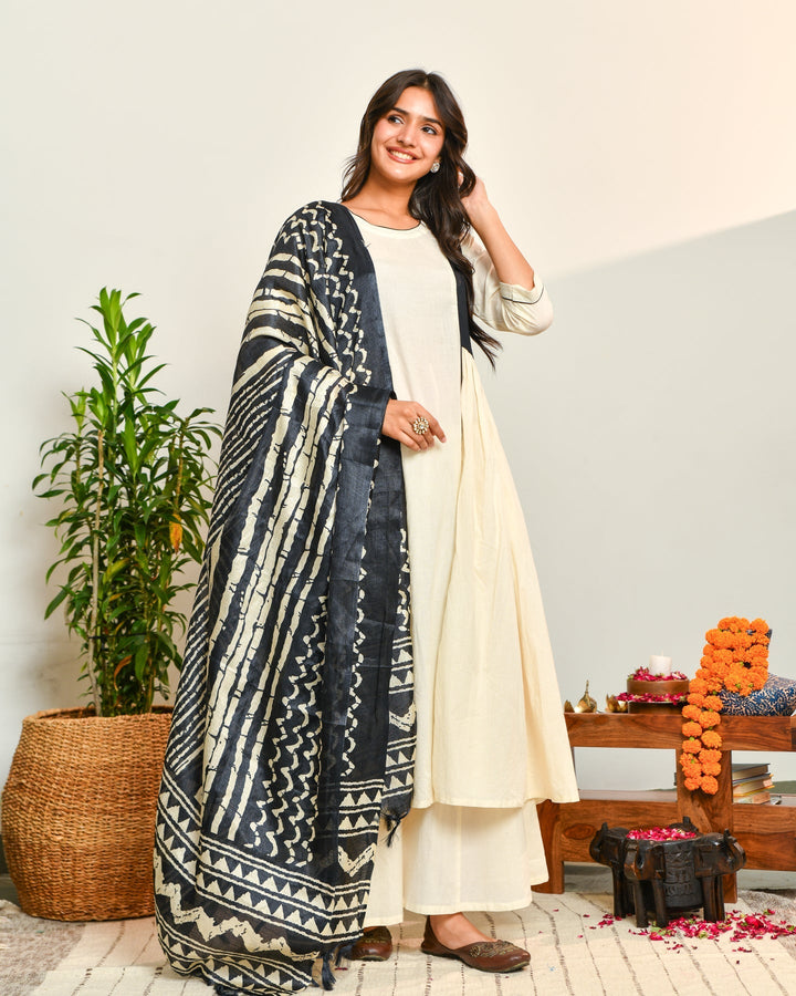 Ivory-Black-Cotton-Ikat-3-Piece-Kurta-Set