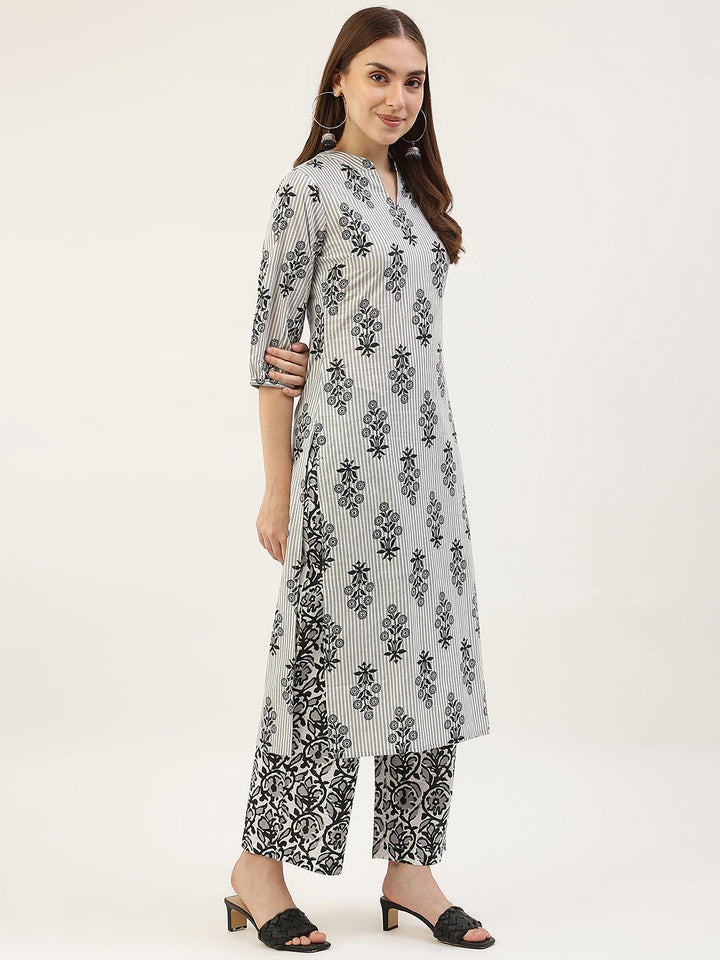 White-&-Black-Pure-Cotton-3-Piece-Kurta-Set