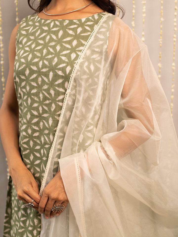 Fern-Green-Pure-Cotton-Flared-3-Piece-Kurta-Set