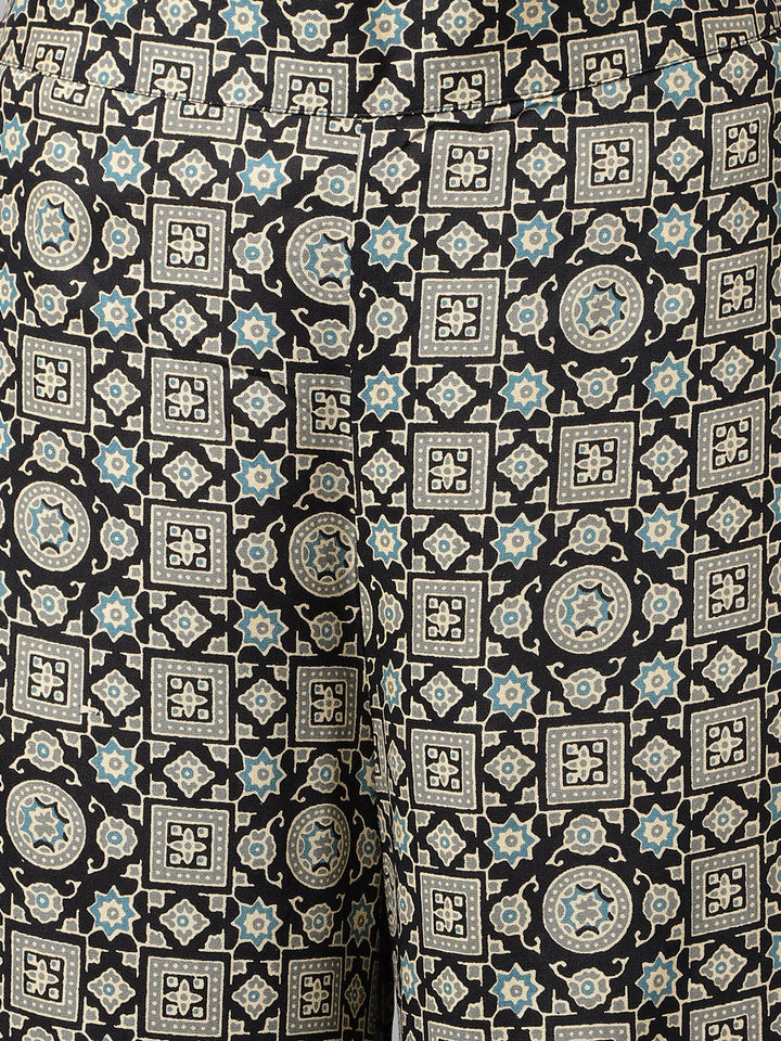 Black-Cotton-A-Line-2-Piece-Kurta-Set