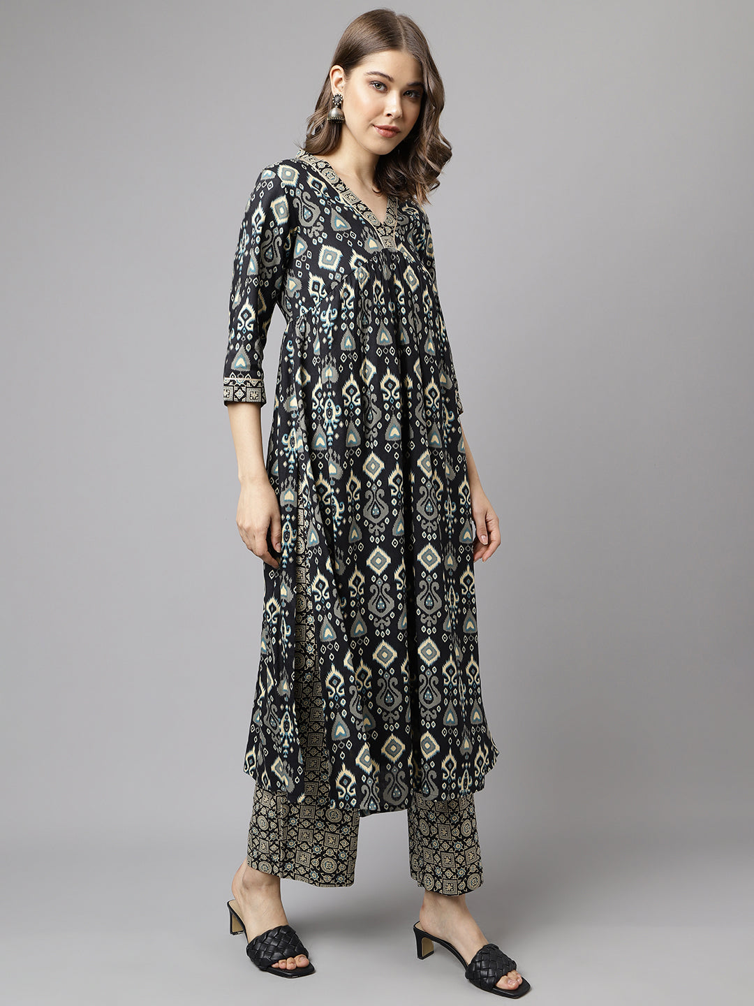 Black-Cotton-A-Line-2-Piece-Kurta-Set