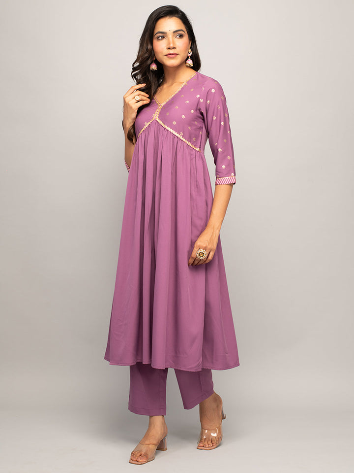 Lavender-Crepe-A-line-3-Piece-Kurta-Set