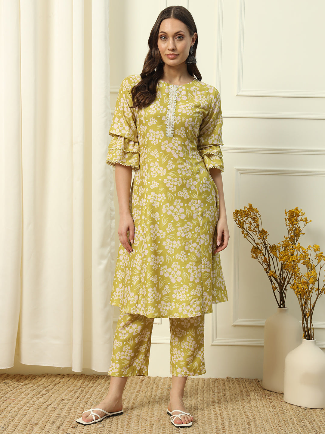 Light-Yellow-Cotton-Blend-A-Line-2-Piece-Kurta-Set