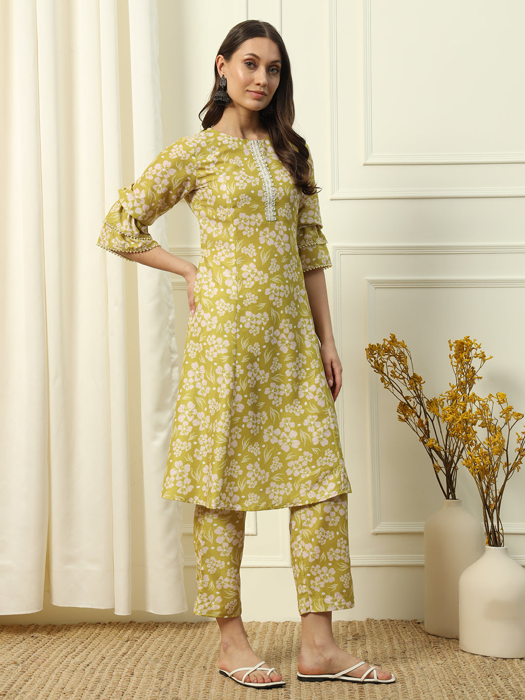 Light-Yellow-Cotton-Blend-A-Line-2-Piece-Kurta-Set