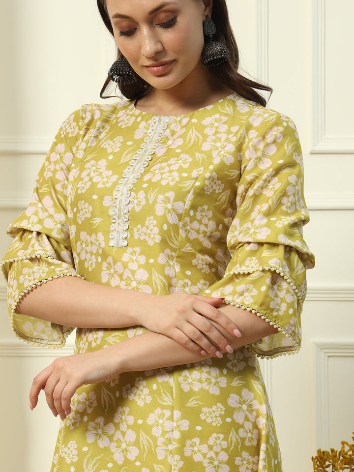 Light-Yellow-Cotton-Blend-A-Line-2-Piece-Kurta-Set