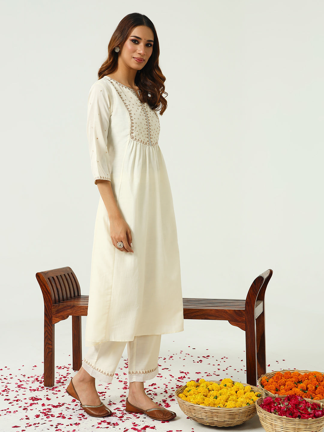 Off-White-Silk-Blend-Nayra-Cut-3-Piece-Kurta-Set