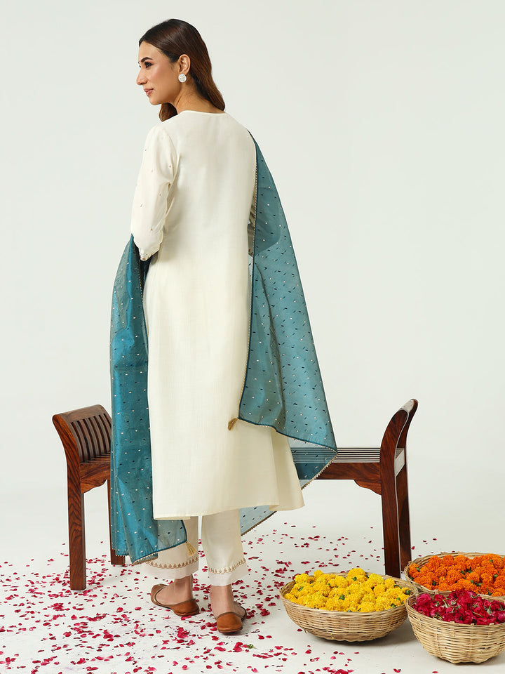 Off-White-Silk-Blend-Nayra-Cut-3-Piece-Kurta-Set