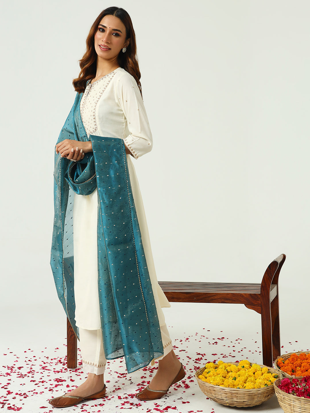 Off-White-Silk-Blend-Nayra-Cut-3-Piece-Kurta-Set