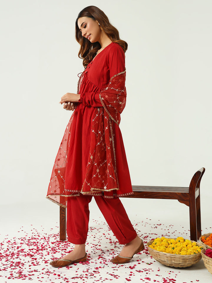 Red-Silk-Blend-Nayra-Cut-3-Piece-Kurta-Set