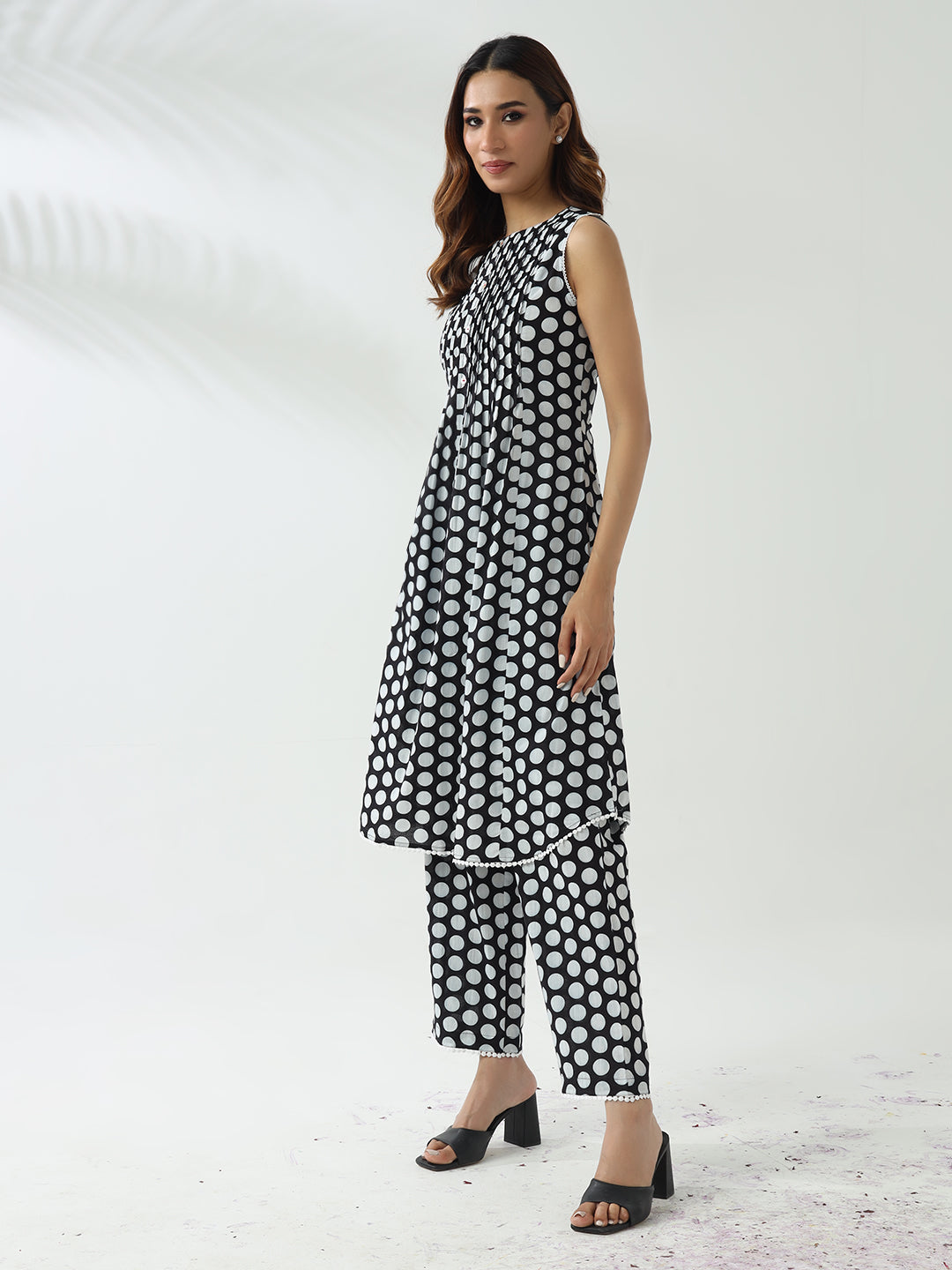 Black-&-White-Cotton-Flared-2-Piece-Kurta-Set