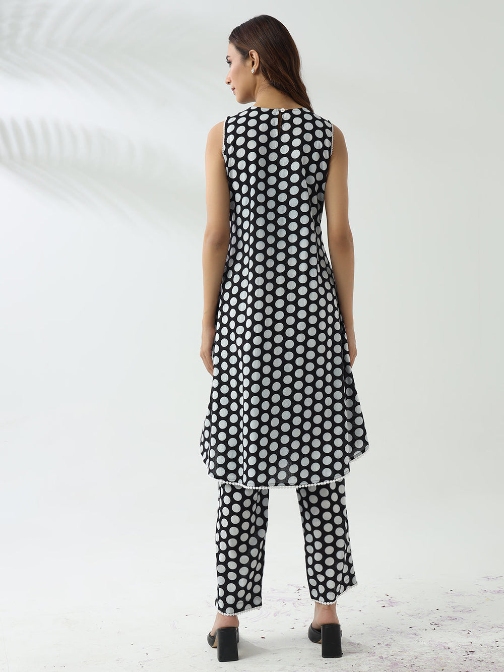 Black-&-White-Cotton-Flared-2-Piece-Kurta-Set