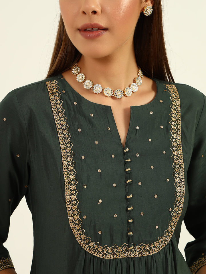 Green-Viscose-Chanderi-A-Line-3-Piece-Kurta-Set