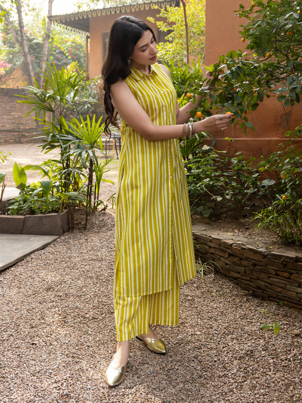 Yellow-Cotton-Straight-Cut-2-Piece-Kurta-Set
