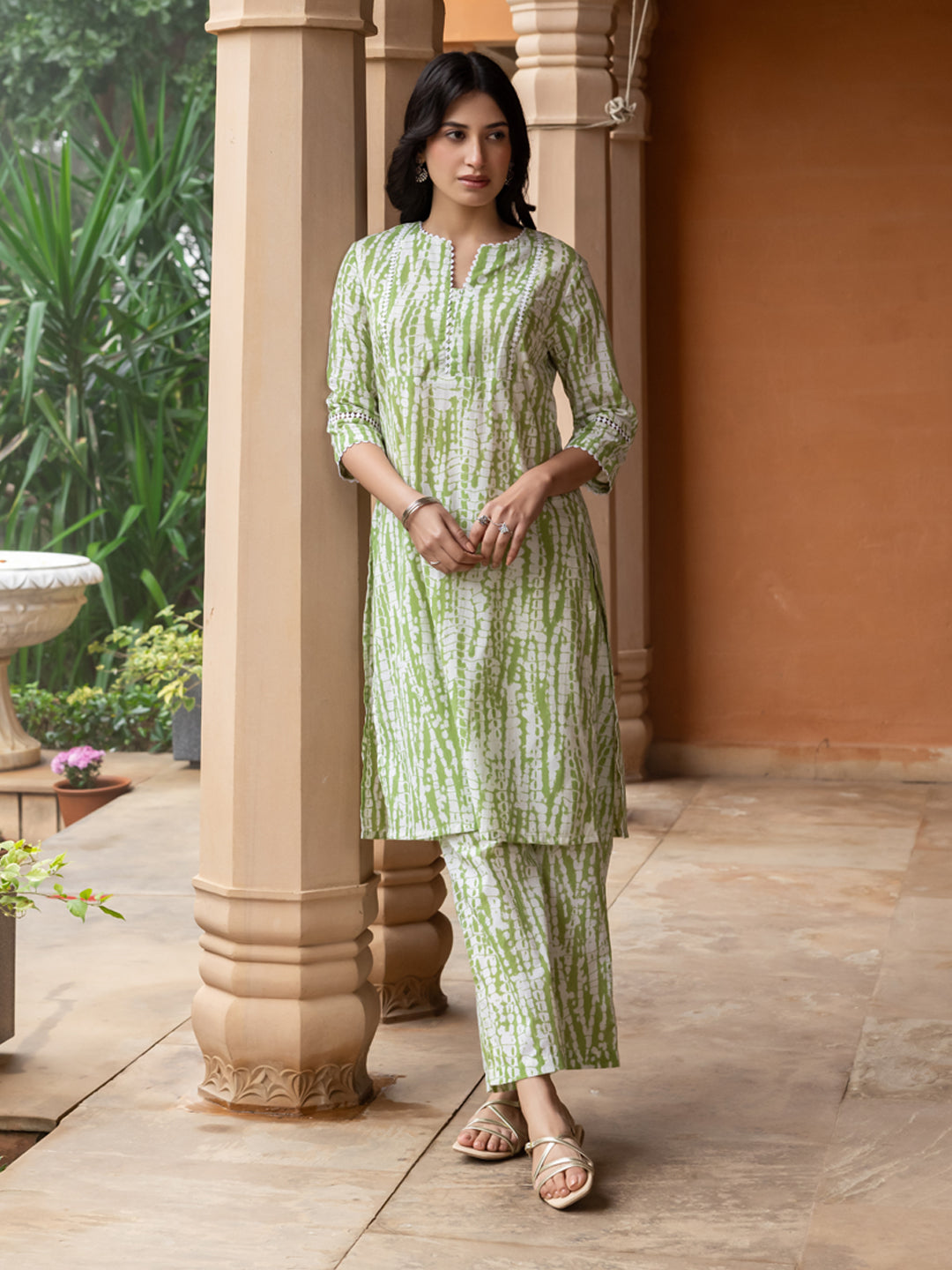 Green-Cotton-Straight-2-Piece-Kurta-Set