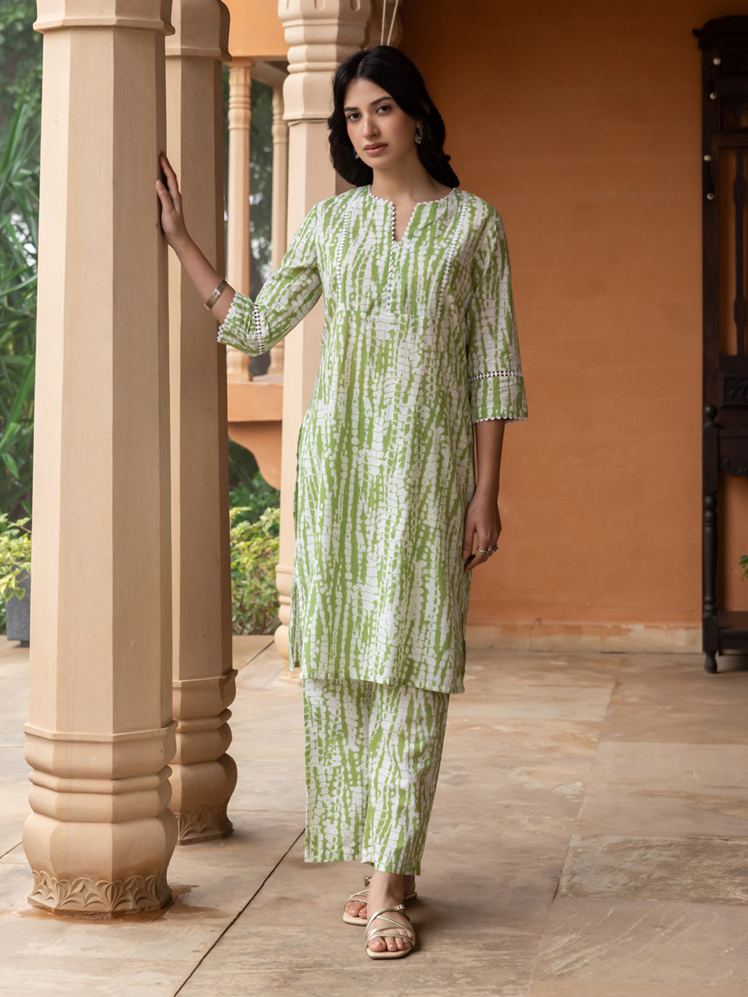 Green-Cotton-Straight-2-Piece-Kurta-Set