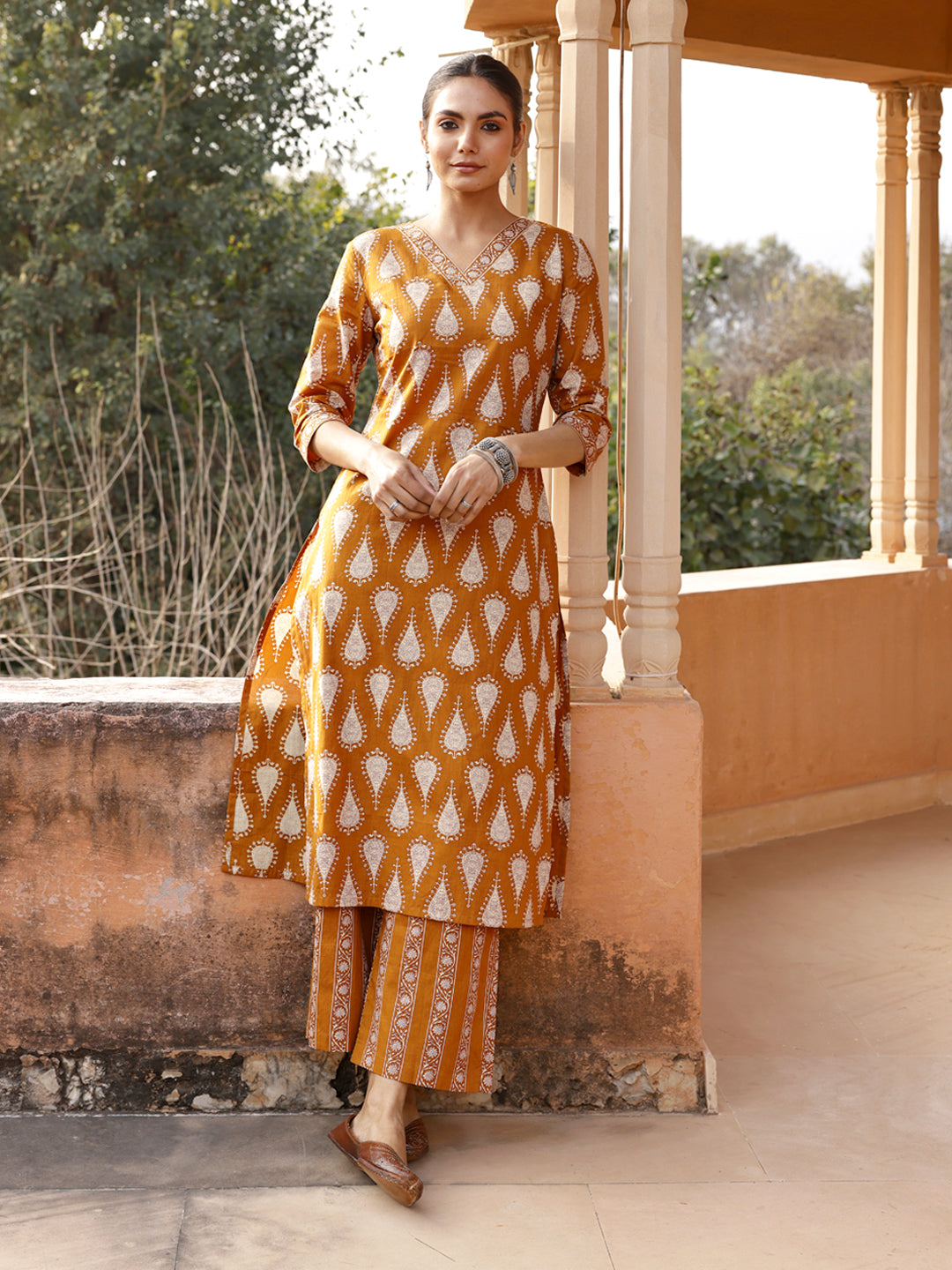 Mustard-Cotton-Printed-Straight-Cut-2-Piece-Kurta-Set