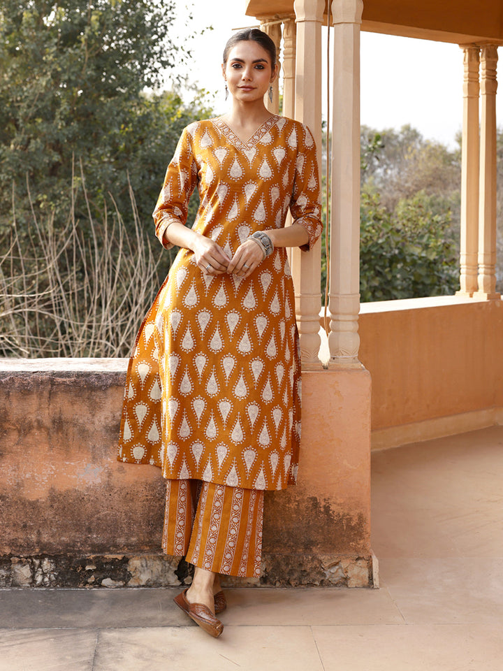 Mustard-Cotton-Printed-Straight-Cut-2-Piece-Kurta-Set