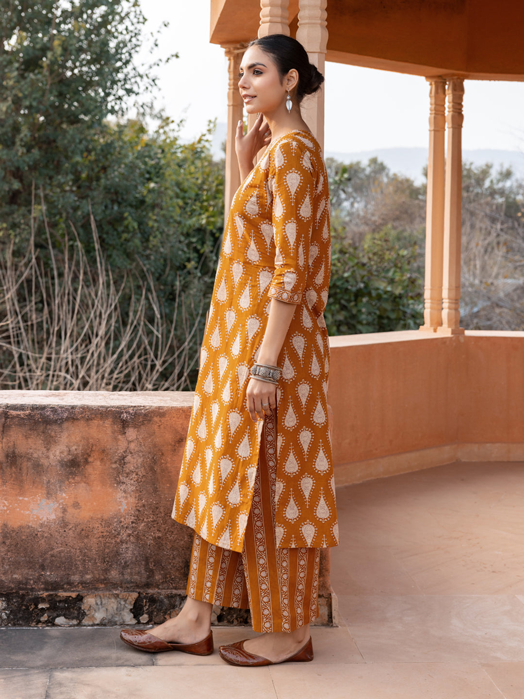 Mustard-Cotton-Printed-Straight-Cut-2-Piece-Kurta-Set