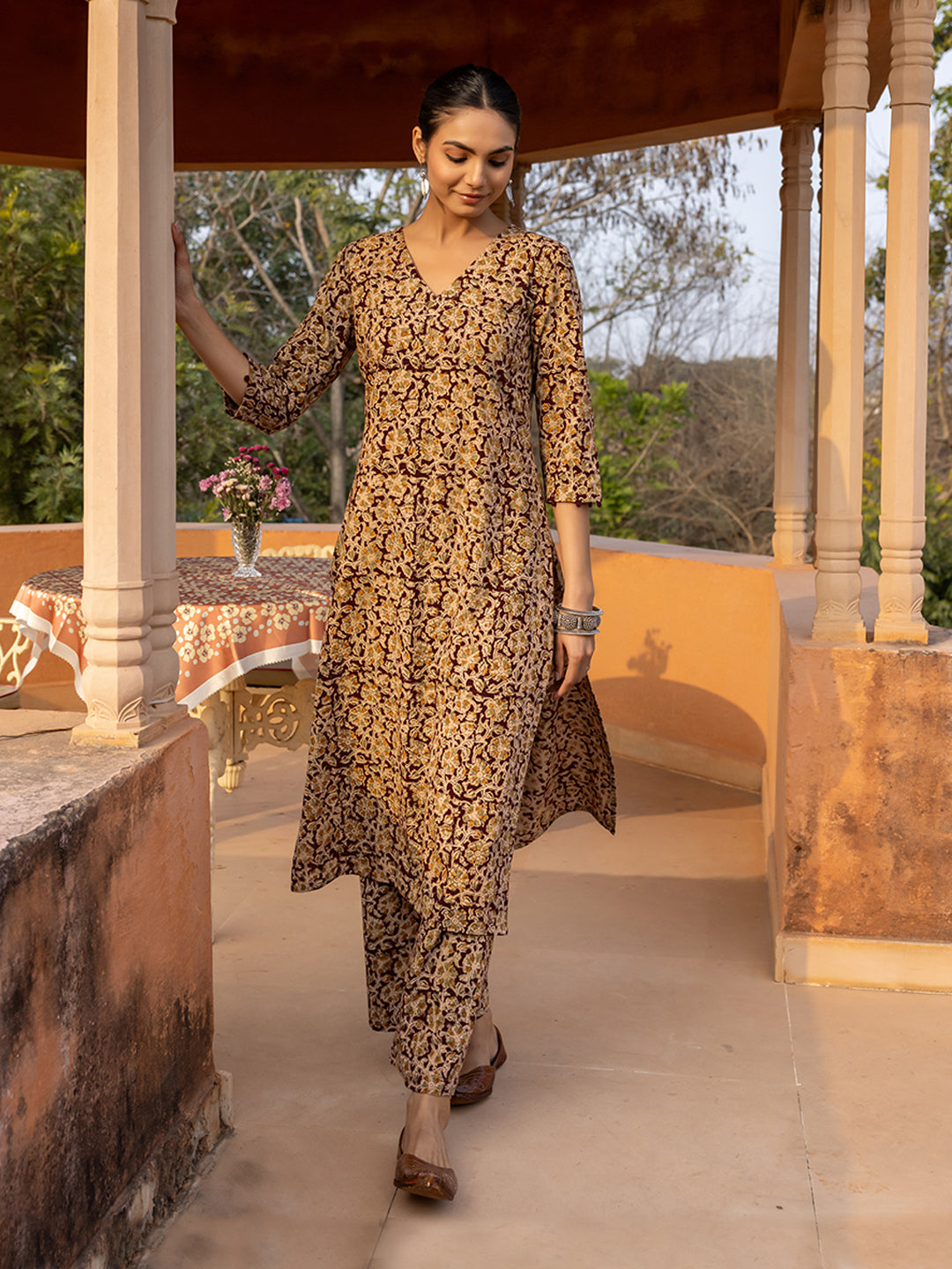 Maroon-Cotton-Floral-Print-Straight-2-Piece-Kurta-Set