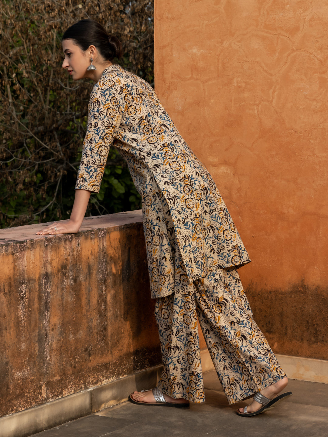 Beige-Cotton-Floral-Print-Straight-2-Piece-Kurta-Set